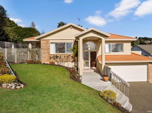 2 Tenbless Court, Unsworth Heights