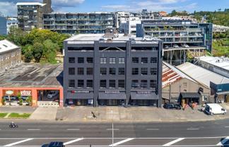 CBRE - Refurbished Industrial Style