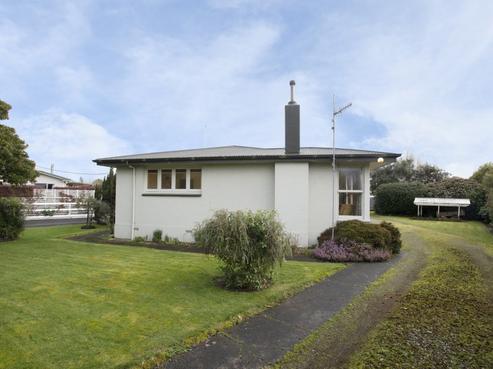 54 Dejoux Road, Winton
