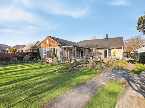 205 Memorial Avenue, Burnside