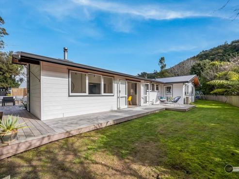 96 Owen Street, Belmont