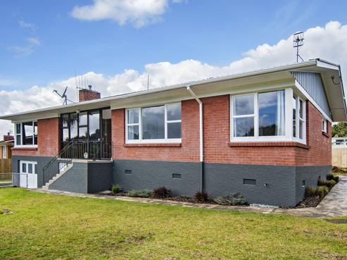 6 Iti Street, Kamo