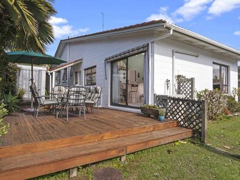 1A Oaktree Avenue, Browns Bay