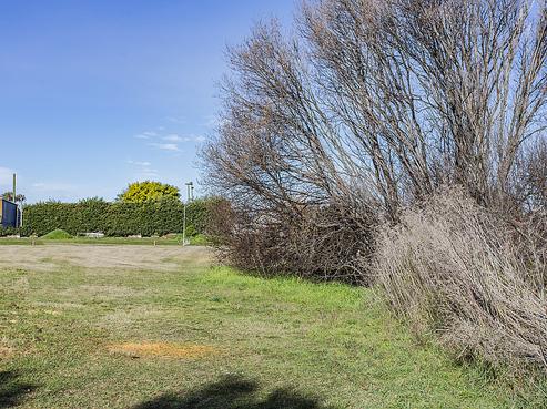 1 Haydon Place, Amberley