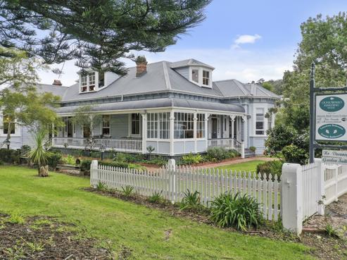 16 Hope Avenue, Russell
