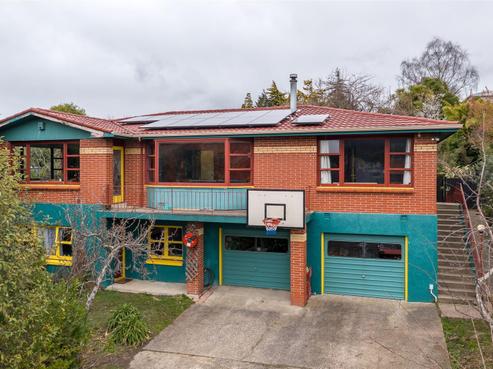 25 Hall Road, Sawyers Bay