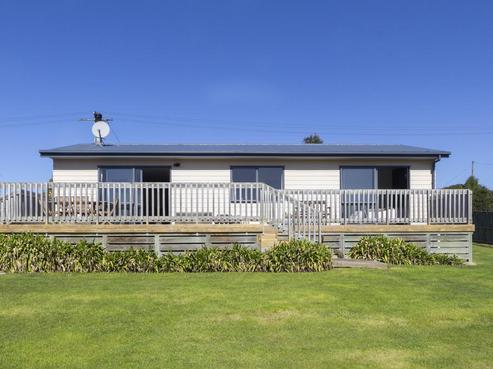 40 Monmouth Street, Hampden
