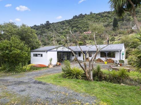 11 Matai Street, Ravensbourne