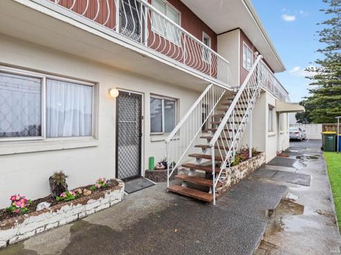 4/773 Beach Road, Browns Bay