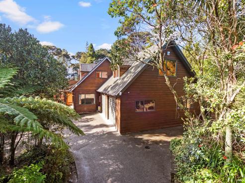 77 Hilling Street, Titirangi