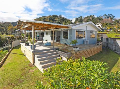 107 Regent Heights, Thames