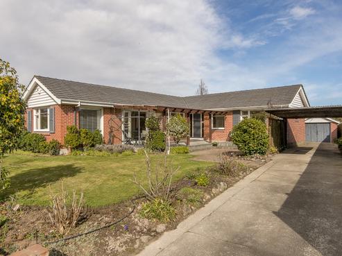 15 Hadlow Place, Burnside
