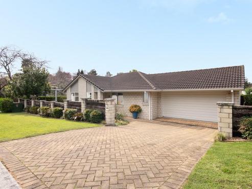1 Darraghs Lane, Brookfield