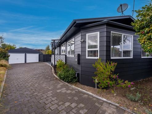 72 Hinekura Avenue, Taupo