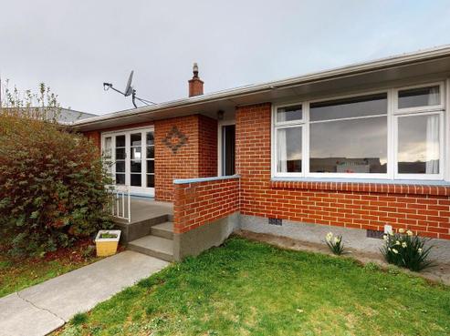 78 Chalmers Avenue, Hampstead