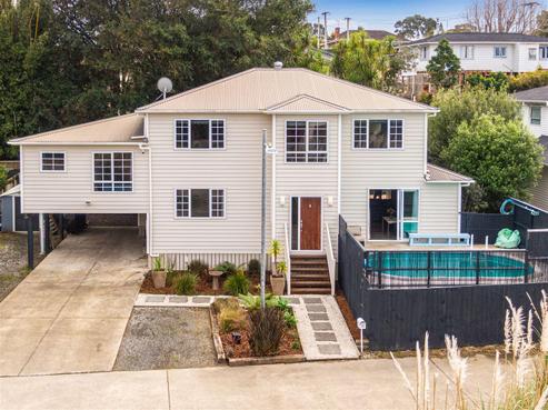 13 Merwood Lane, Devonport