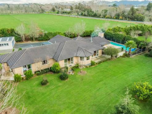 65 Tourist Road, Clevedon