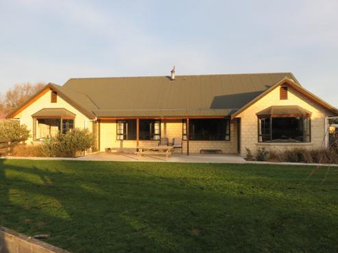37 Kerrytown Road, Levels