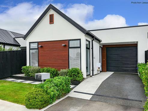 105 Faringdon Boulevard, Rolleston