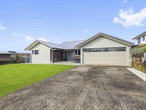 47 Sunnyhills Avenue, Glenview