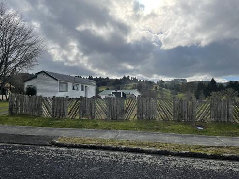 11 School Road, Benneydale