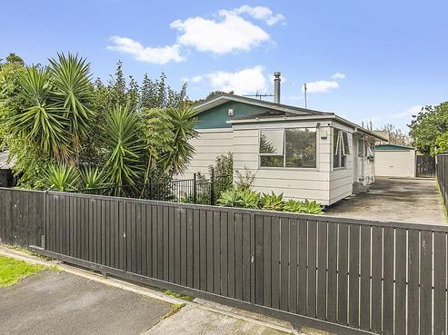 9 Sari Place, Massey