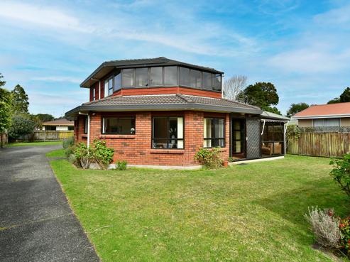 12 Puriri Avenue, Orewa