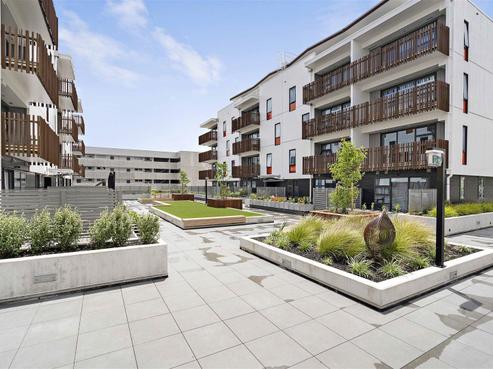 304/24 Library Lane, Albany