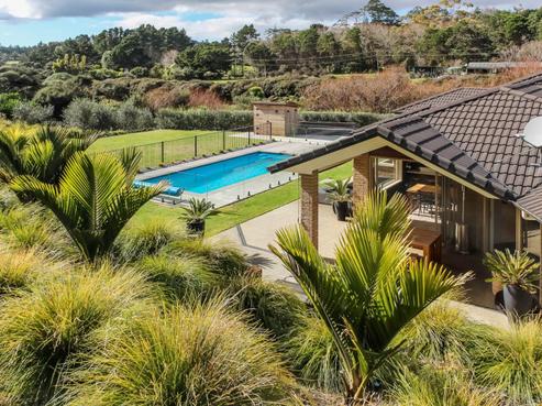 90 Taiapa Road, Muriwai