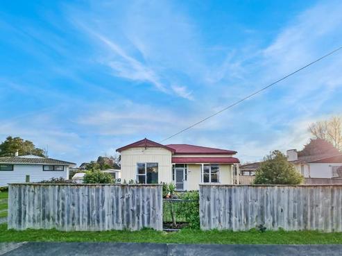 82 Alexandra Street, Marton