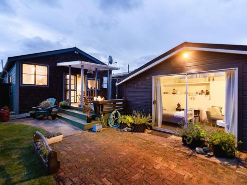7 Pearse Street, Brighton