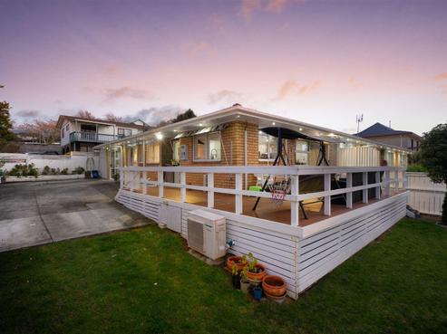 1 Rakaia Rise, Clover Park