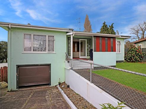 1 Albert Street, Dannevirke