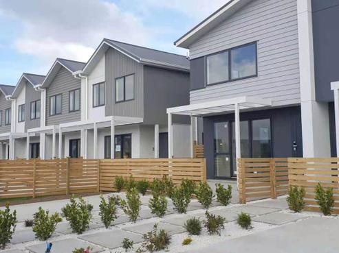 63B Soaring Bird Drive, Takanini