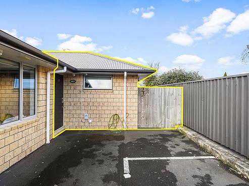 4/3 June Place, Hamilton East
