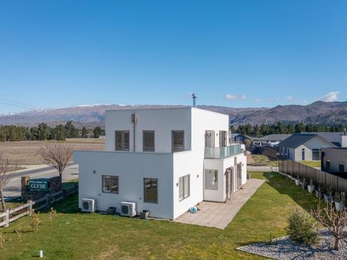 14 Willoughby Place, Clyde