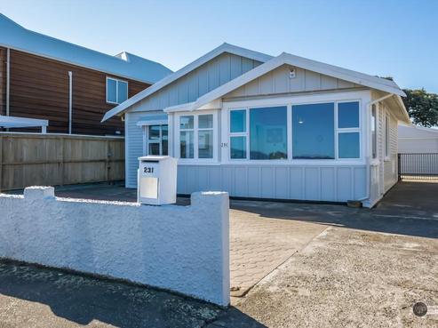231 The Esplanade, Petone