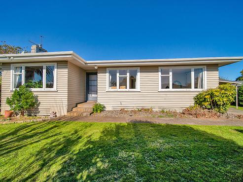 8 Reid Avenue, Hawera