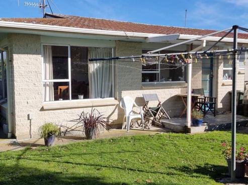 2 Winiata Place, Otaki