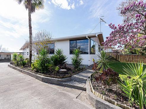 63 Sutherland Crescent, Westbrook