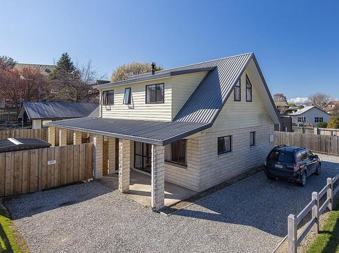 13 Anderson Road, Wanaka