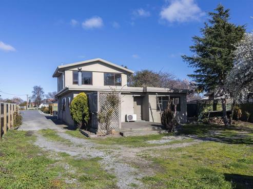 52 Sawyers Arms Road, Northcote