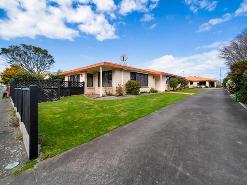 351 High Street, Hawera