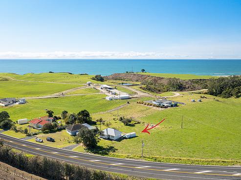 2615 State Highway 2, Pukehina