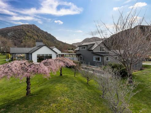 12 Essex Avenue, Arrowtown