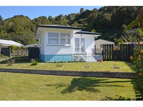49 Holyoake Crescent, Kawerau