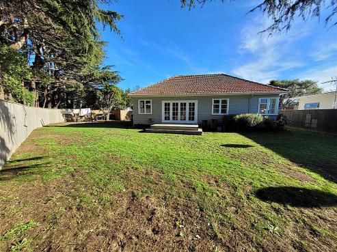 11 Seddon Street, Naenae