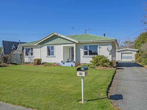 22 Brook Street, Southbridge