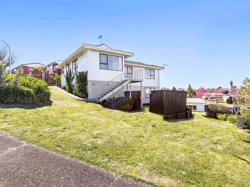 2 Glamis Avenue, Dinsdale