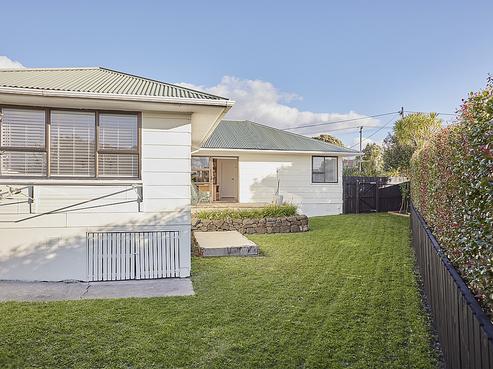 1/55 Mcleod Road, Te Atatu South